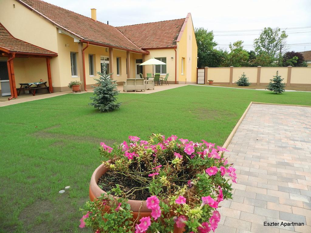 Eszter Apartman Bekescsaba Εξωτερικό φωτογραφία